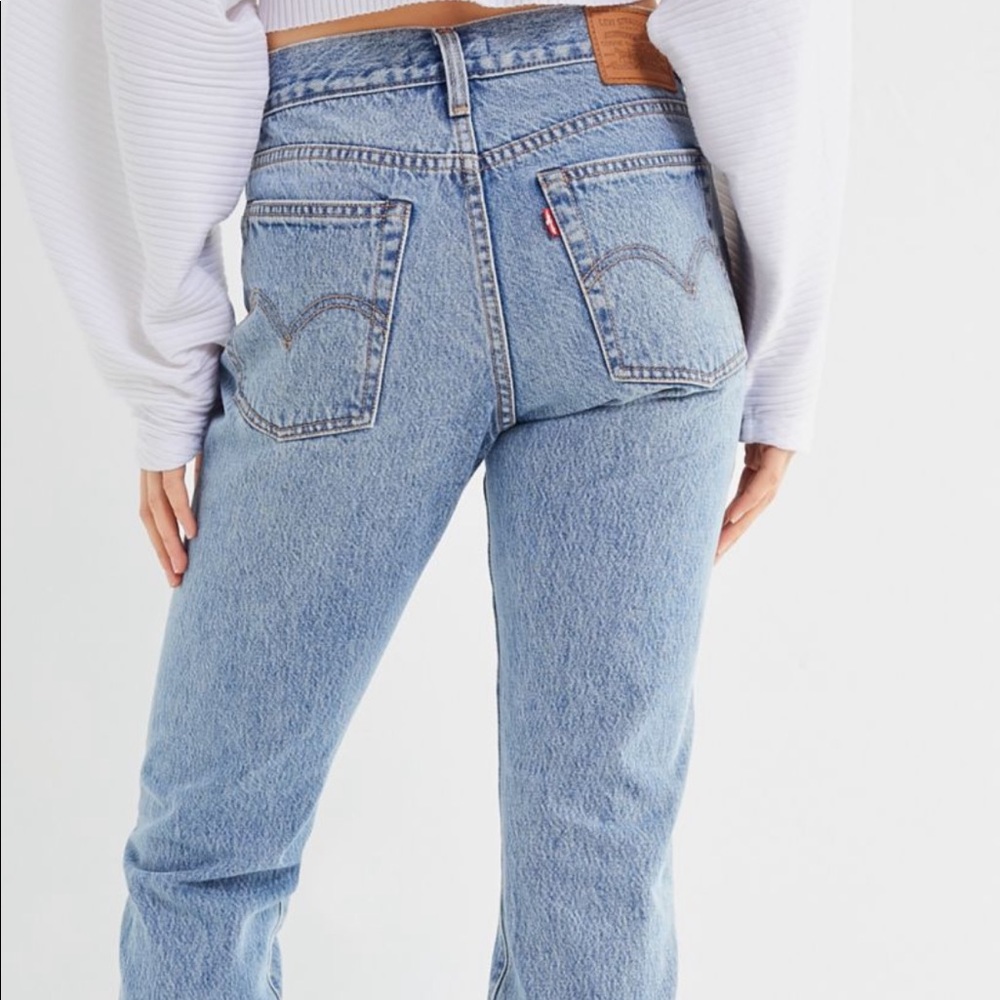 Levi’s wedgie Jean